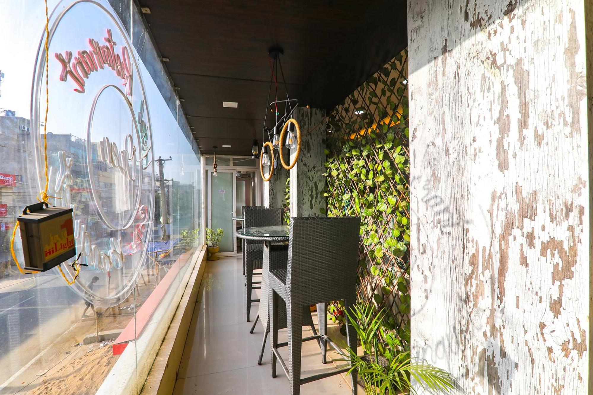 Fabhotel The Kumar Inn Danapur Bagian luar foto