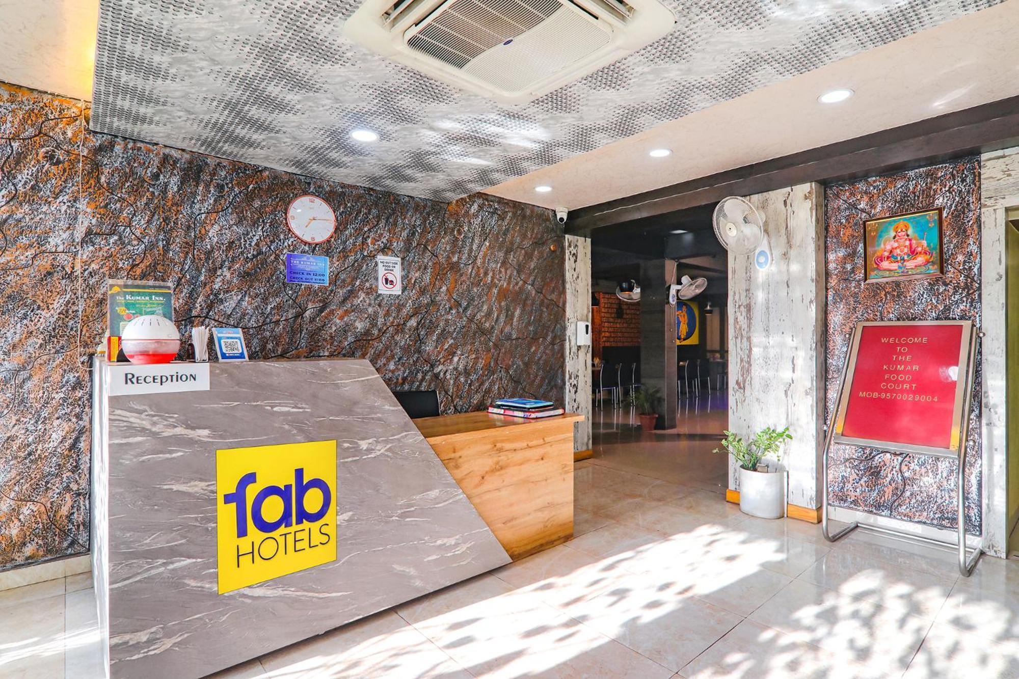 Fabhotel The Kumar Inn Danapur Bagian luar foto